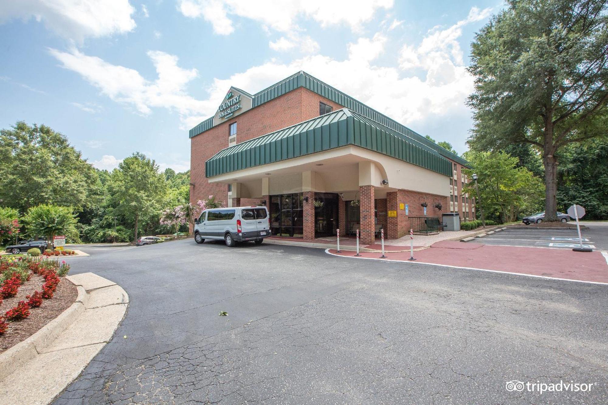Country Inn & Suites By Radisson, Williamsburg East Busch Gardens , Va Exterior photo