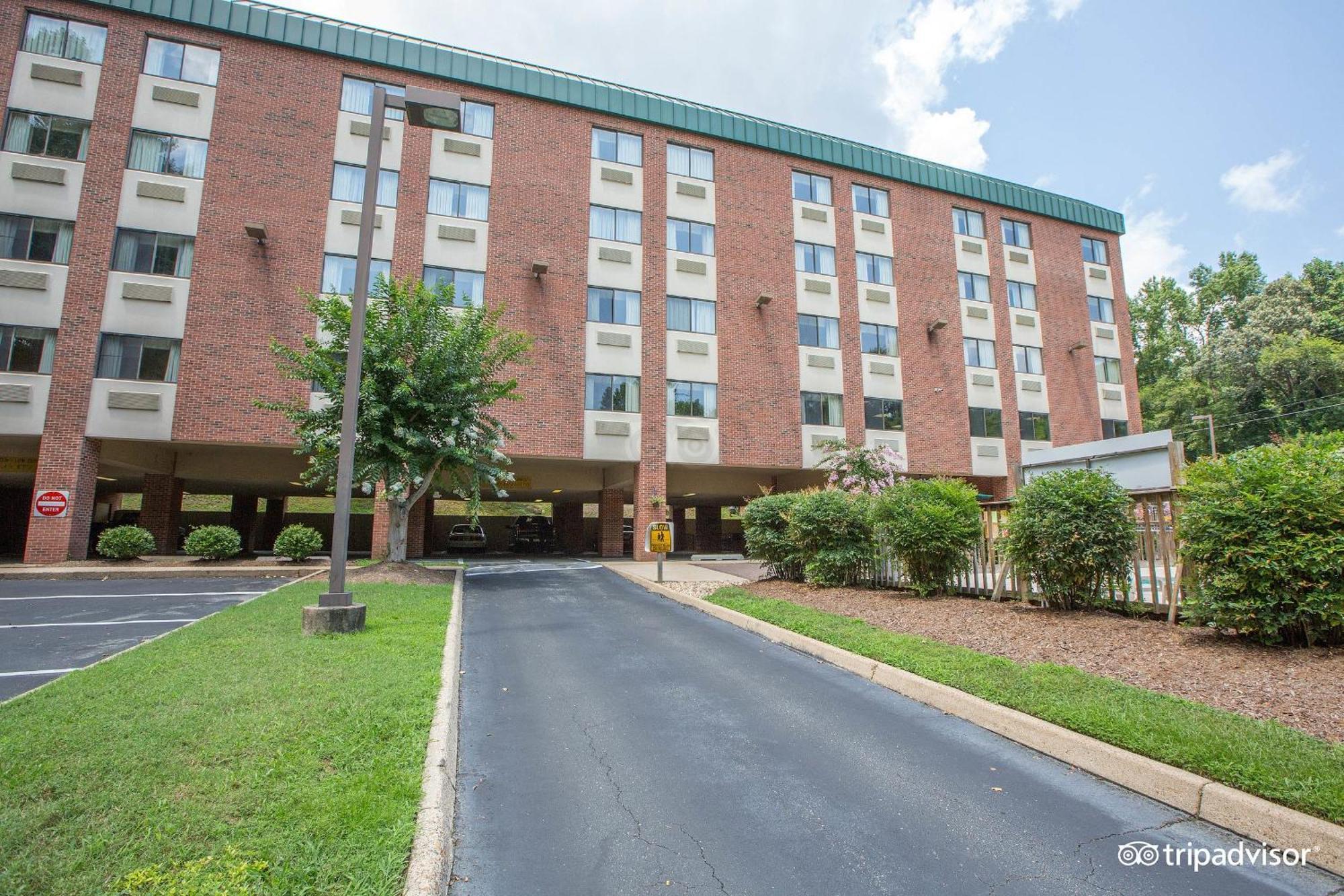 Country Inn & Suites By Radisson, Williamsburg East Busch Gardens , Va Exterior photo