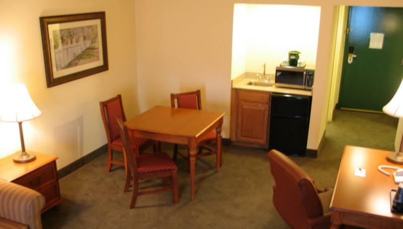 Country Inn & Suites By Radisson, Williamsburg East Busch Gardens , Va Room photo